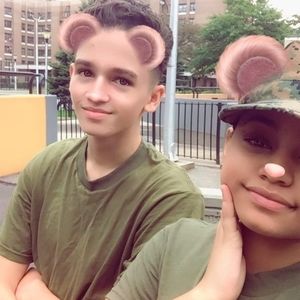 Meet your Posher, Luis